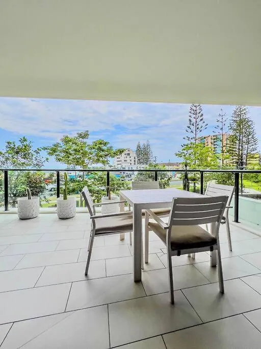 Palm Beach Luxury Getaway Gold Coast