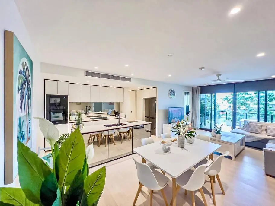 Palm Beach Luxury Getaway Gold Coast Avustralya