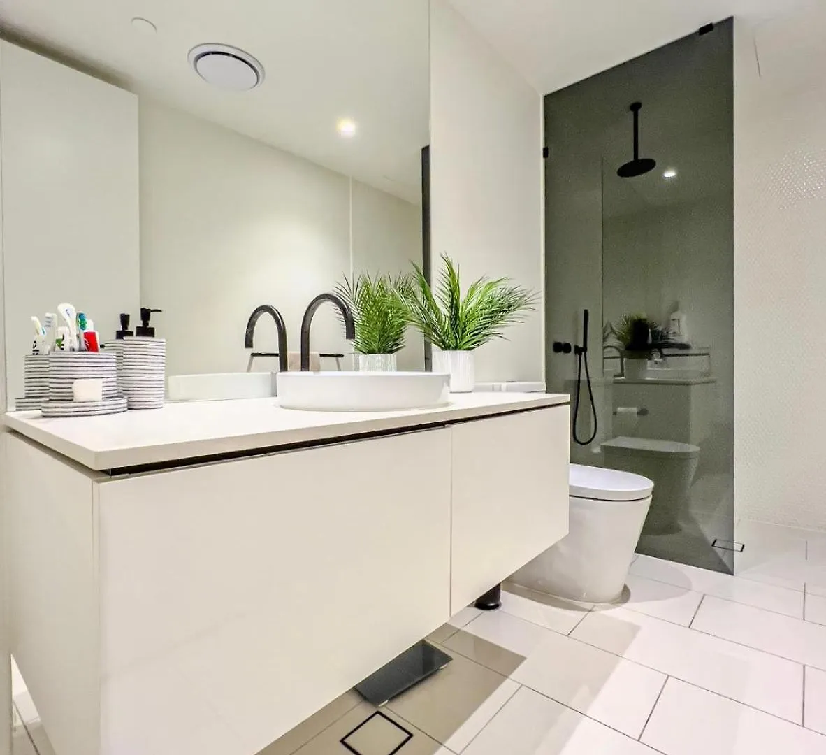 Palm Beach Luxury Getaway Gold Coast Avustralya